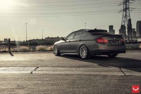 BMW 5 Series |  VVS-CV4 - Silver Polished - E: 20x9 / H: 20x10.5
