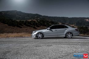 Mercedes Benz E Class | VVS-CV3 - Matte Graphite - E: 20x9 / H: 20x10.5