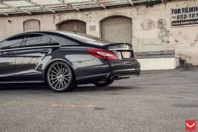 Mercedes Benz CLS | VFS2- Gloss Graphite - E: 20x9 / H: 20x10.5