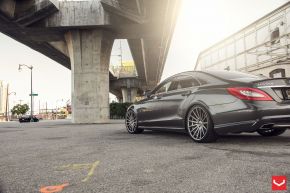 Mercedes Benz CLS | VFS2- Gloss Graphite - E: 20x9 / H: 20x10.5