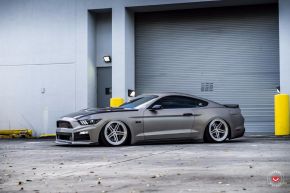 FORD MUSTANG GT | LC-102