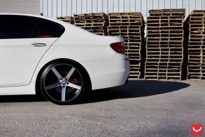 BMW 5 | VVSCV3 - Matte Black Machined - E: 20x9 / H: 20x10.5